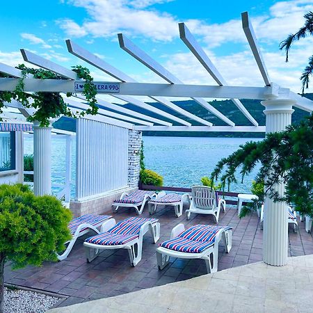 Riviera 990 - Resort & Restaurant เอเชลนิทซา ภายนอก รูปภาพ