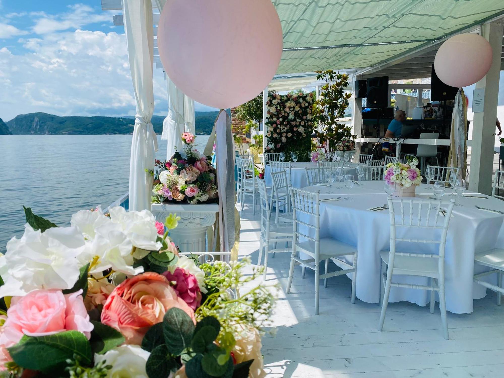 Riviera 990 - Resort & Restaurant เอเชลนิทซา ภายนอก รูปภาพ