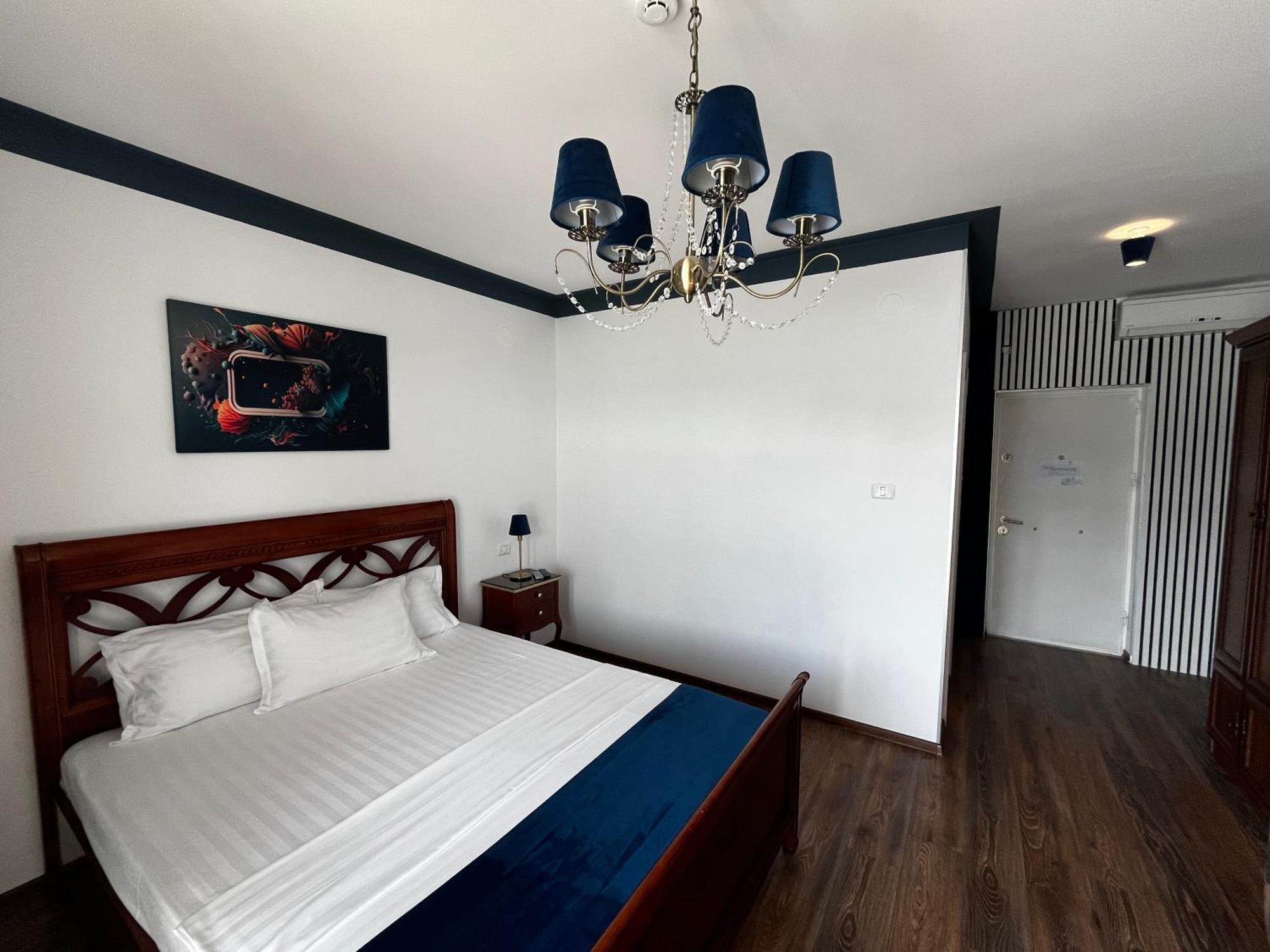Riviera 990 - Resort & Restaurant เอเชลนิทซา ภายนอก รูปภาพ